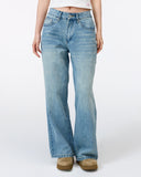 Niamh Low Rise Relaxed Petite Length Jean in Vintage Wash